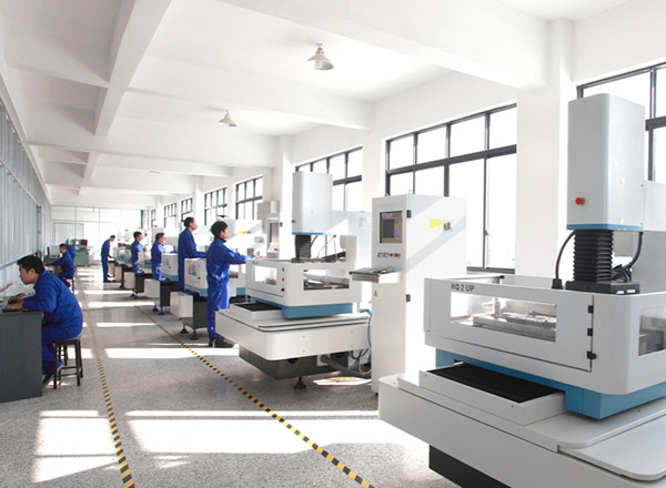 日产量20万件行业的压铸服务商